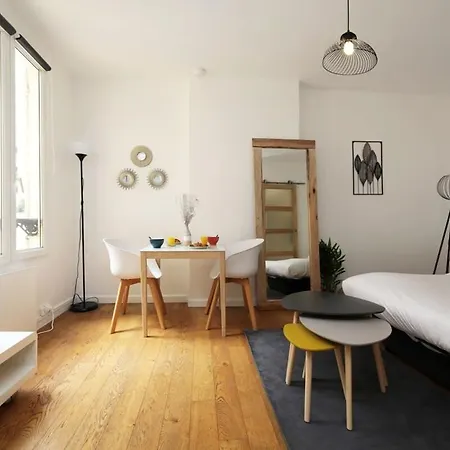 Avec Bureau Proche Montmartre - P2 *